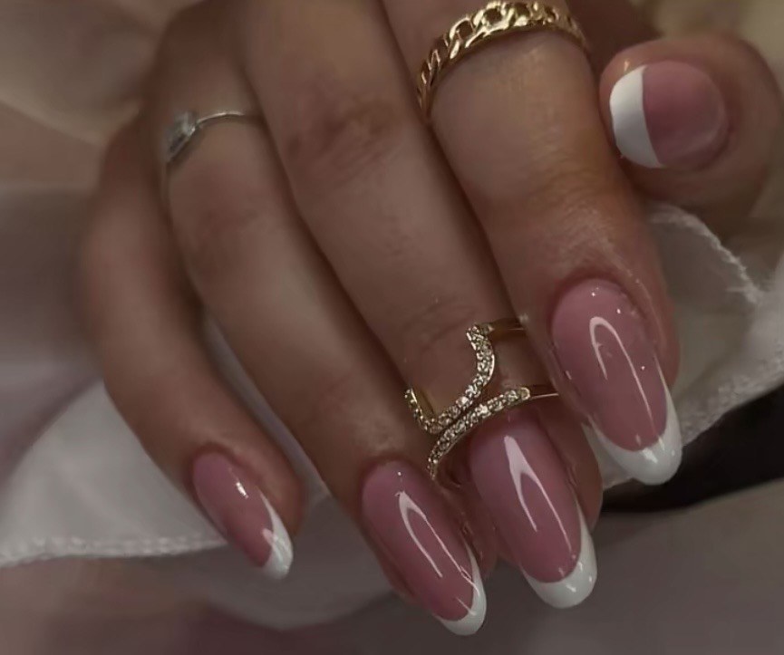 Ongles rose nude